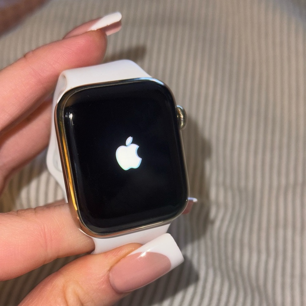 Apple Watch Series6 (2021) GPS + Cellular 44 mm